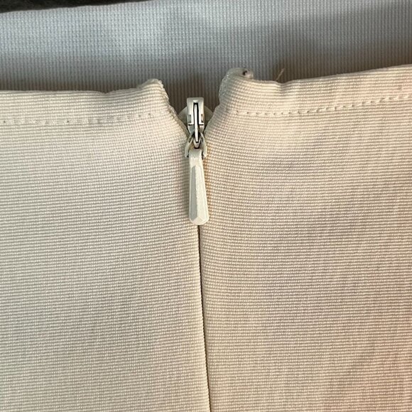 Aidan Mattox Sleeveless Mesh-Inset Cocktail Mini Dress Eggshell White Tan Size 2 - Picture 8 of 11